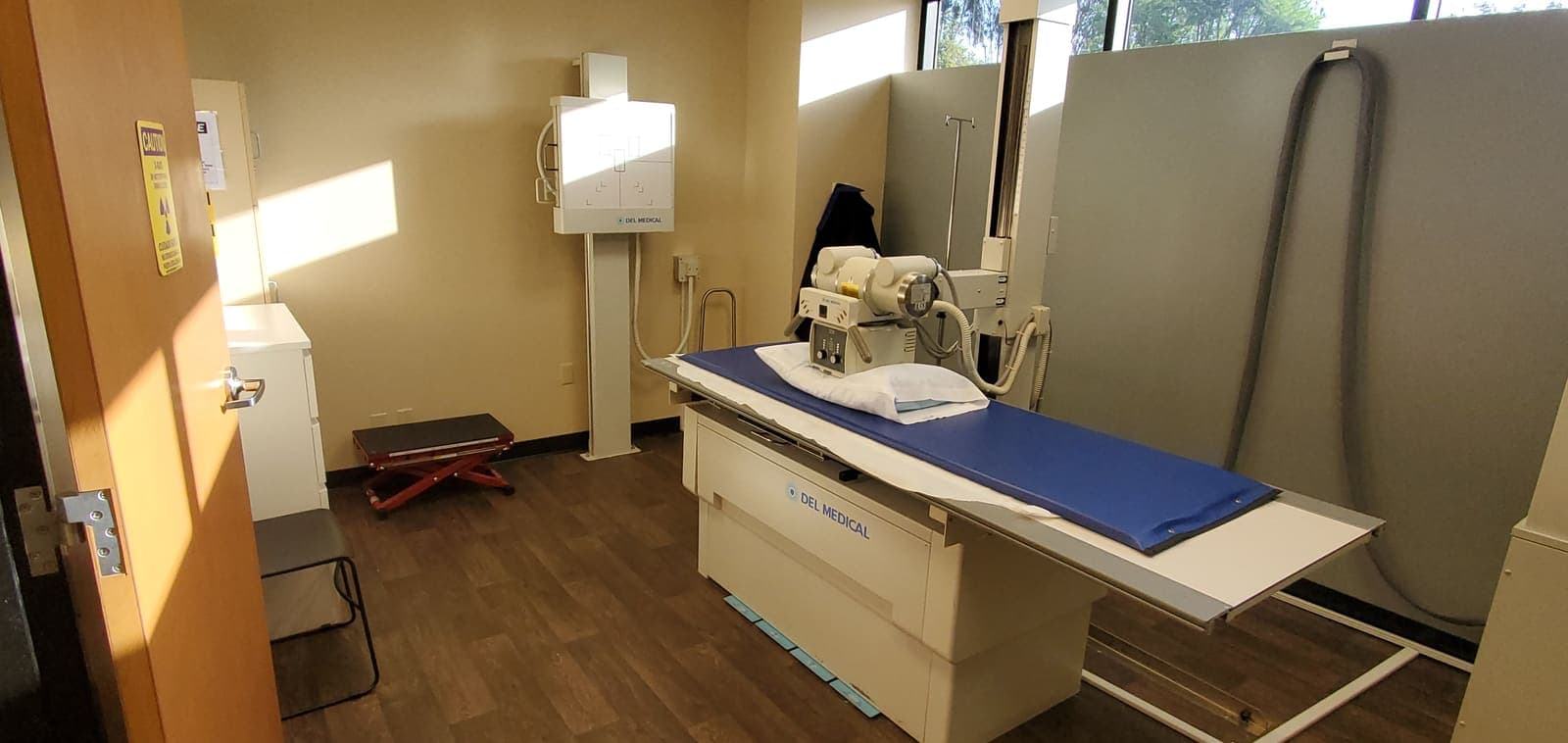 Del Medical digital X-ray (DR) suite at Crown Valley Imaging, Mission Viejo